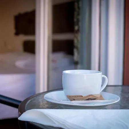 Pensionat Maison Al Parco 3*